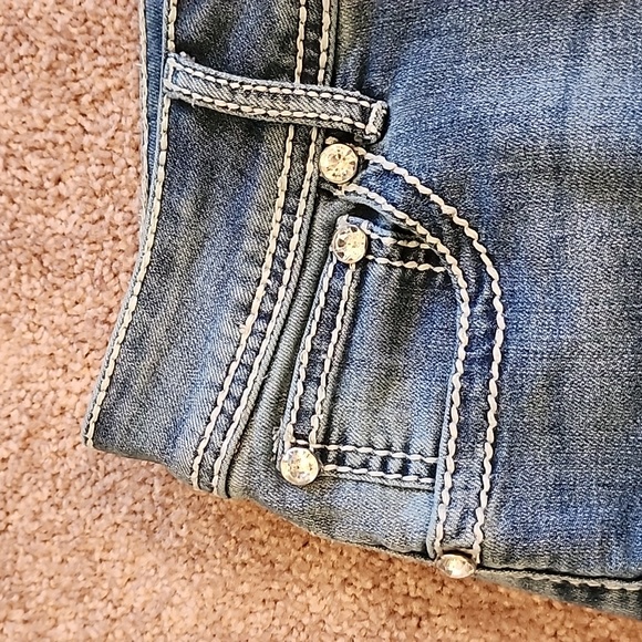 Jeans - Picture 8 of 8
